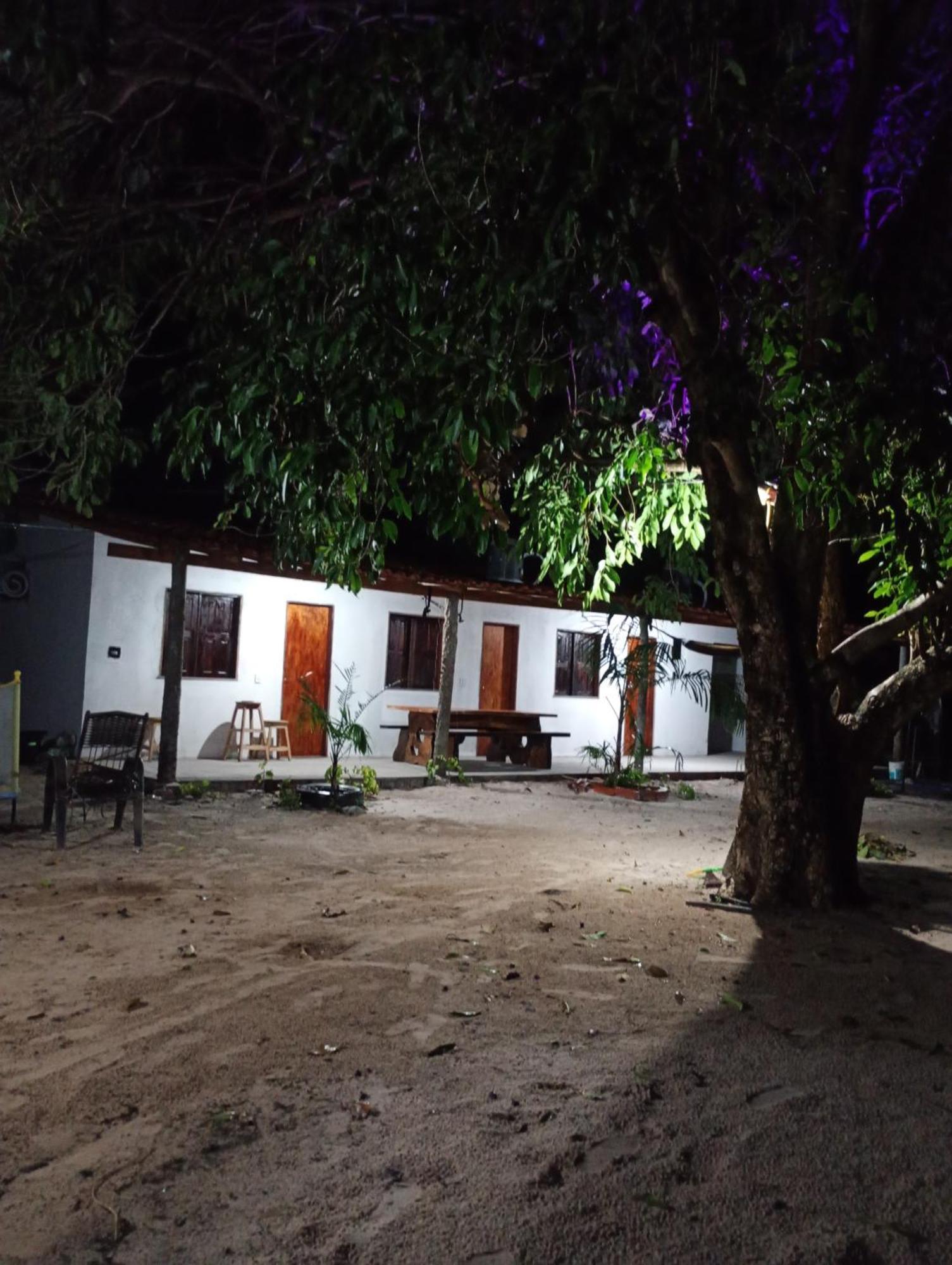 Hostel E Camping Na Rua Das Flores Santo Amaro do Maranhao 외부 사진